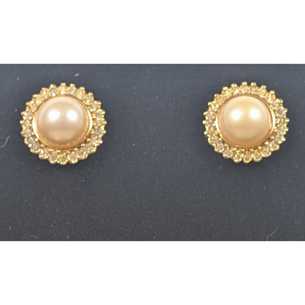 Vintage Gold Tone Faux Pearl Stud Earrings – Classic Round Rhinestone Halo